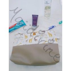 Trousse de toilette personnalisable : idéale pour cadeau, voyage, fête des mères anniversaire...