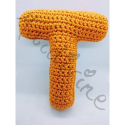 lettre T au crochet