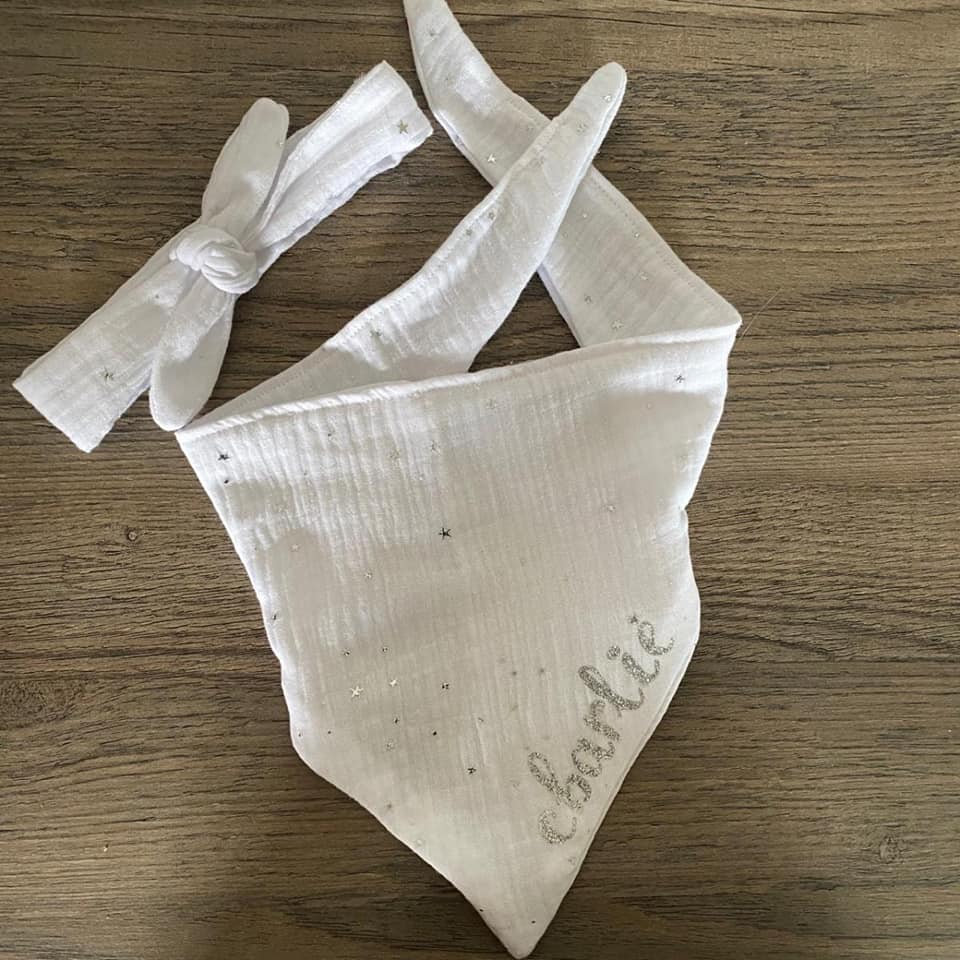 bavoir et bandeau bébé personnalisable