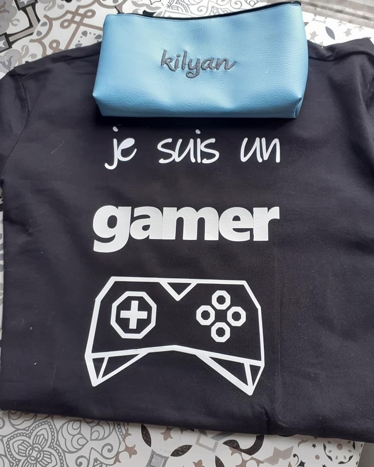 T-shirt : Je suis un Gamer Maidivine T-shirt : Je suis un Gamer Maidivine